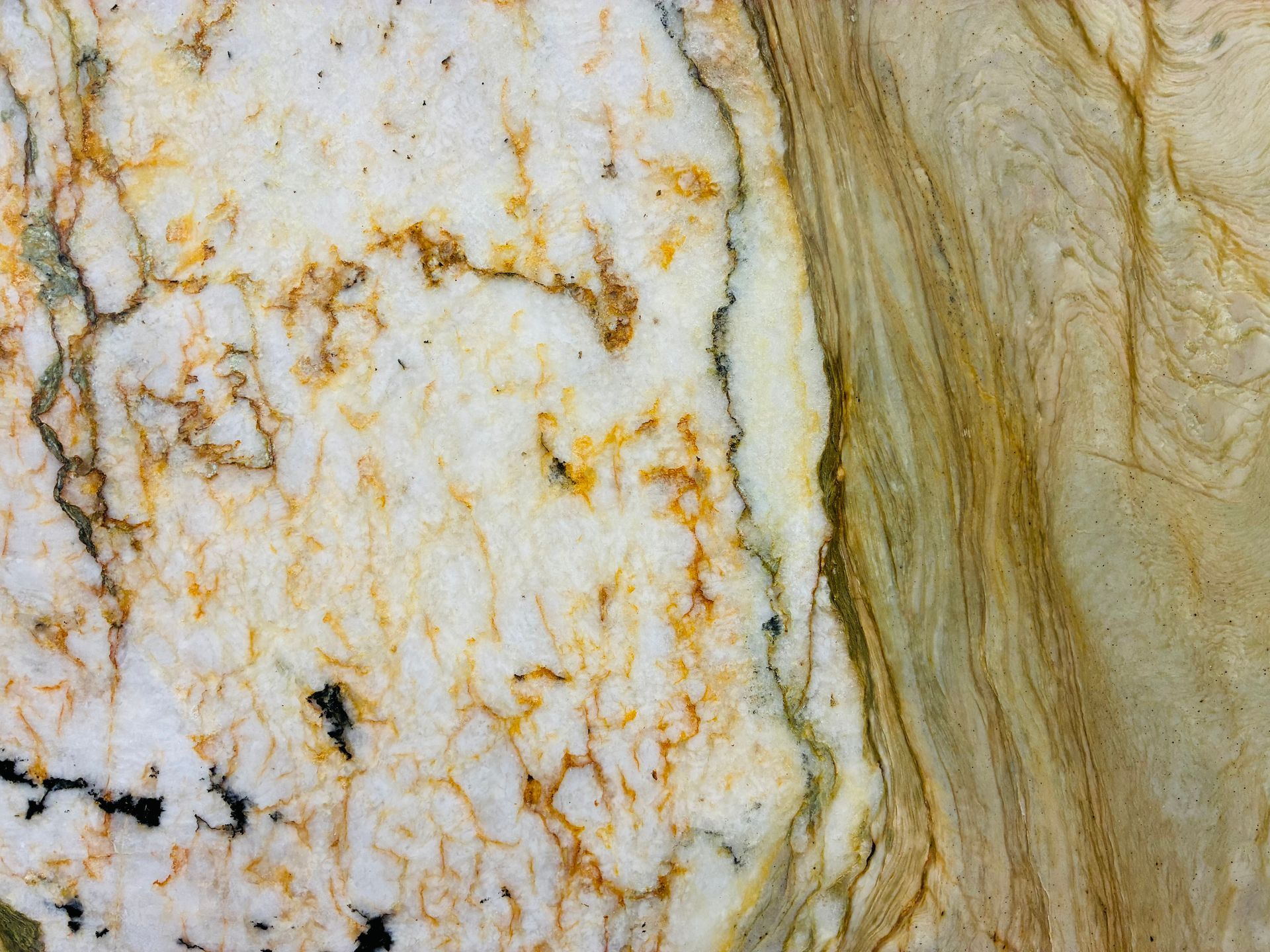 Emerald Crystal 2660