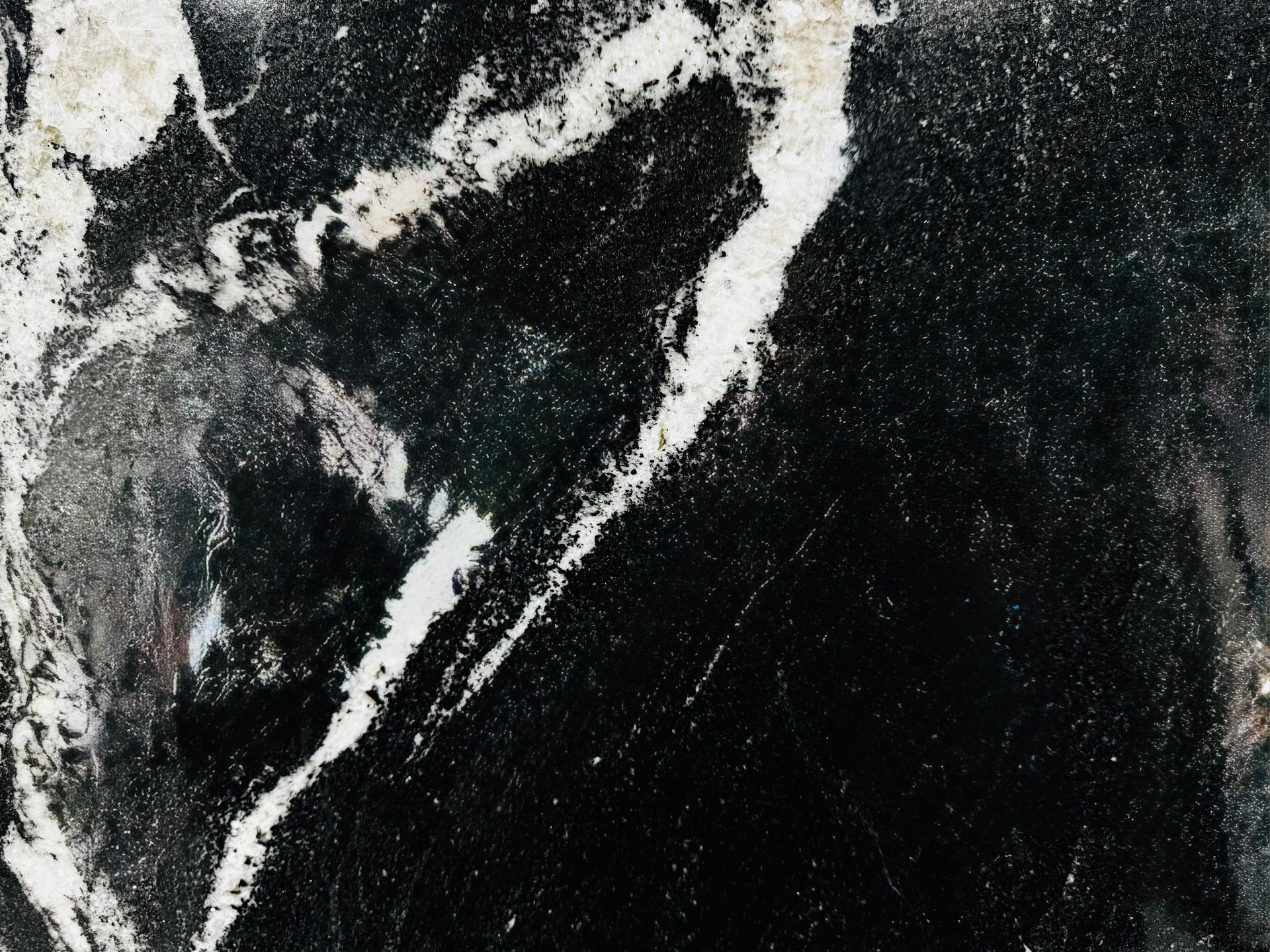 Black Lightning 4570