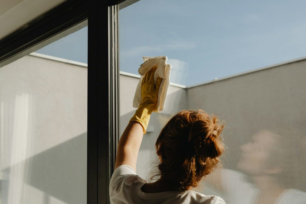 Ammonia-Free Glass Cleaners and Tint-Safe Options