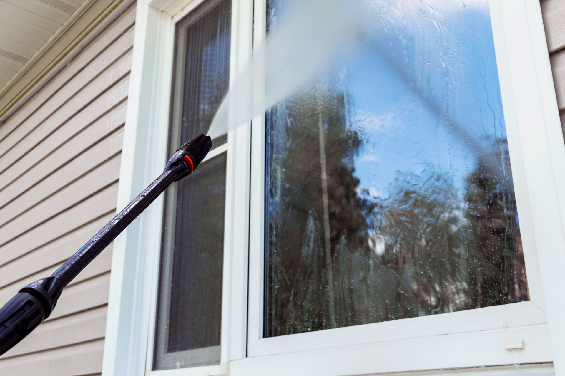 Can You Use a Pressure Washer to Clean Windows?