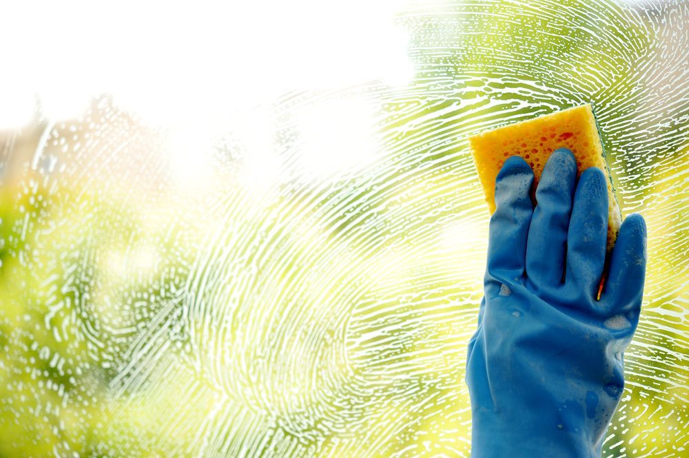 Common Mistakes People Make When Cleaning Windows