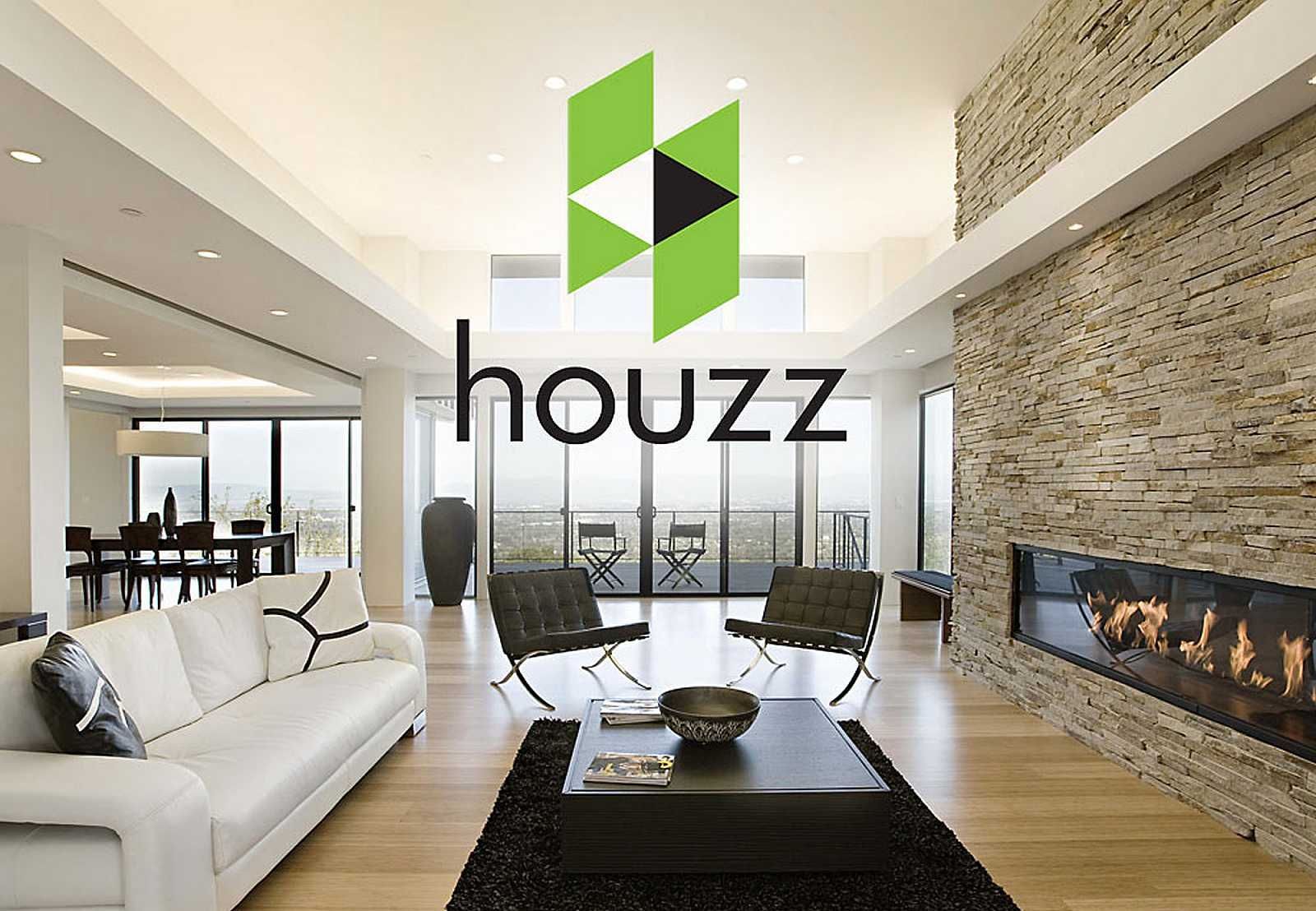 A living room with a houzz logo above it