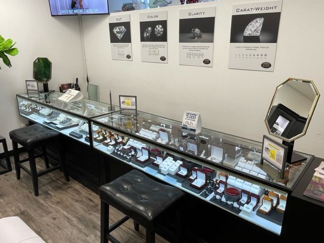 Men and Women Gold Wedding sets