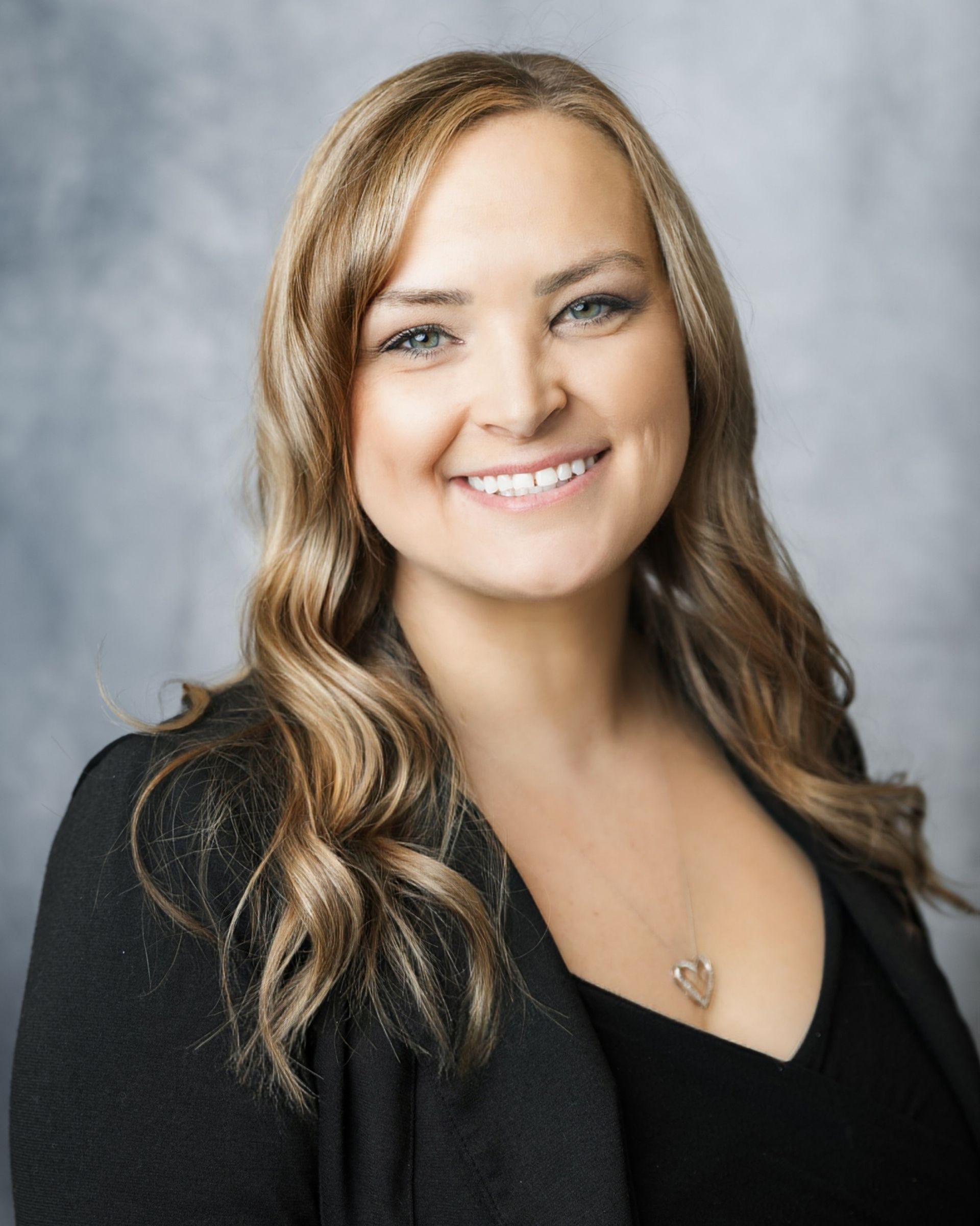 Katie Vigil Headshot