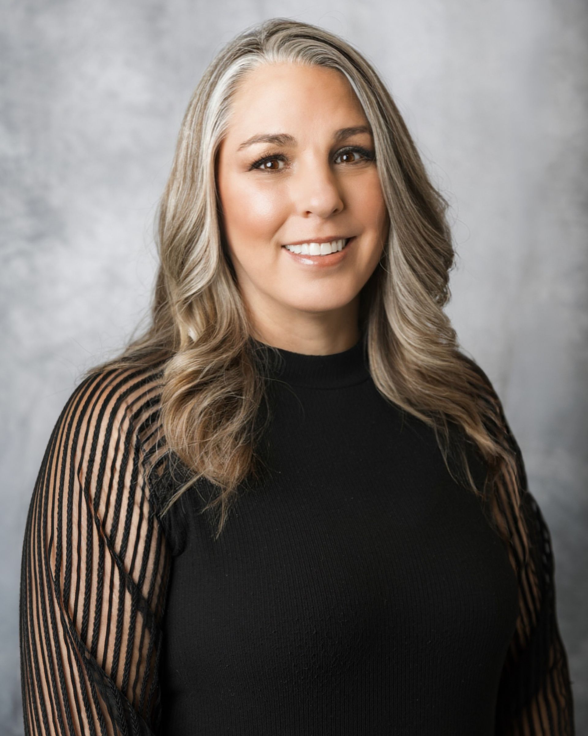 Sherri Roberts Headshot