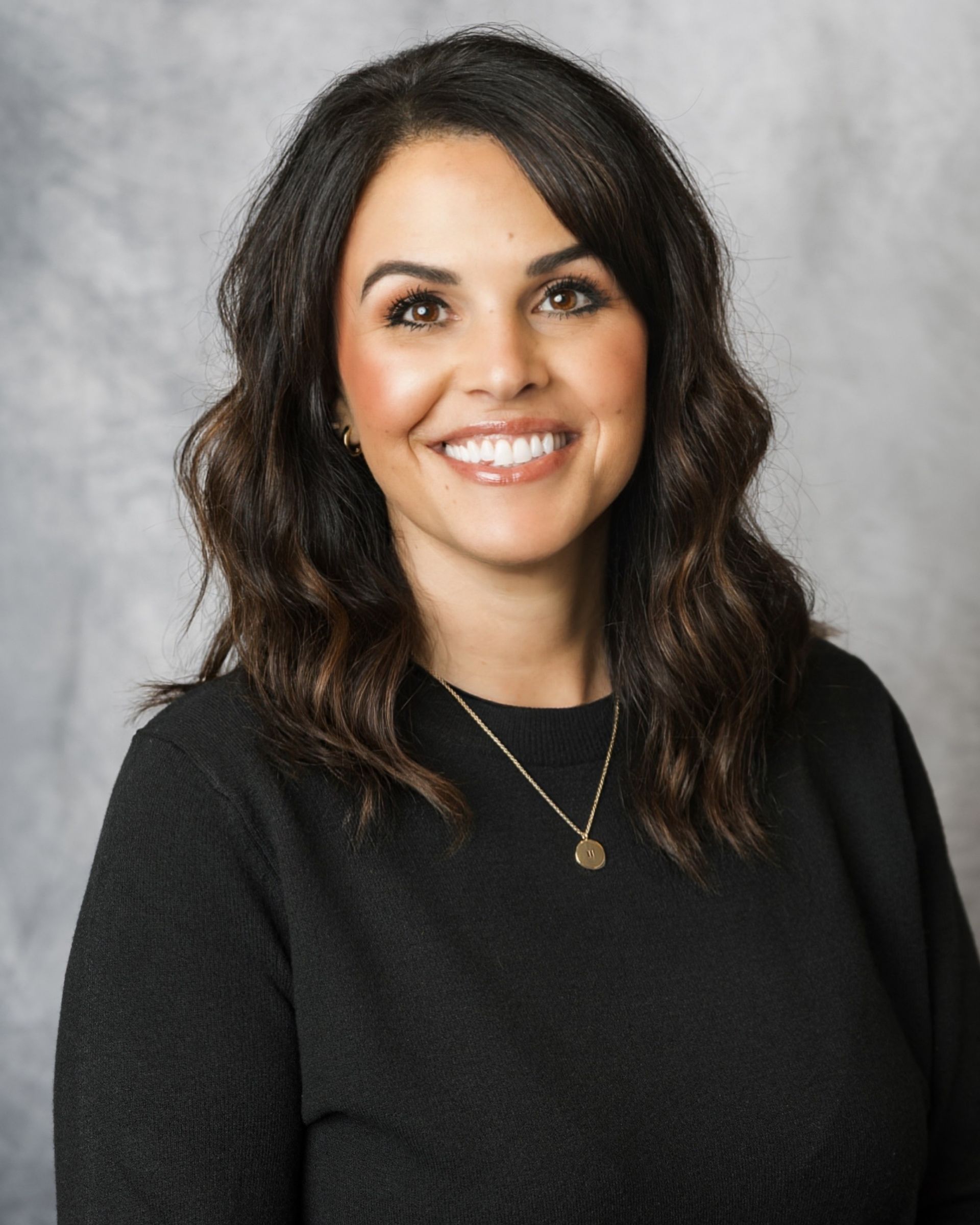 Stephanie Pepiot Headshot