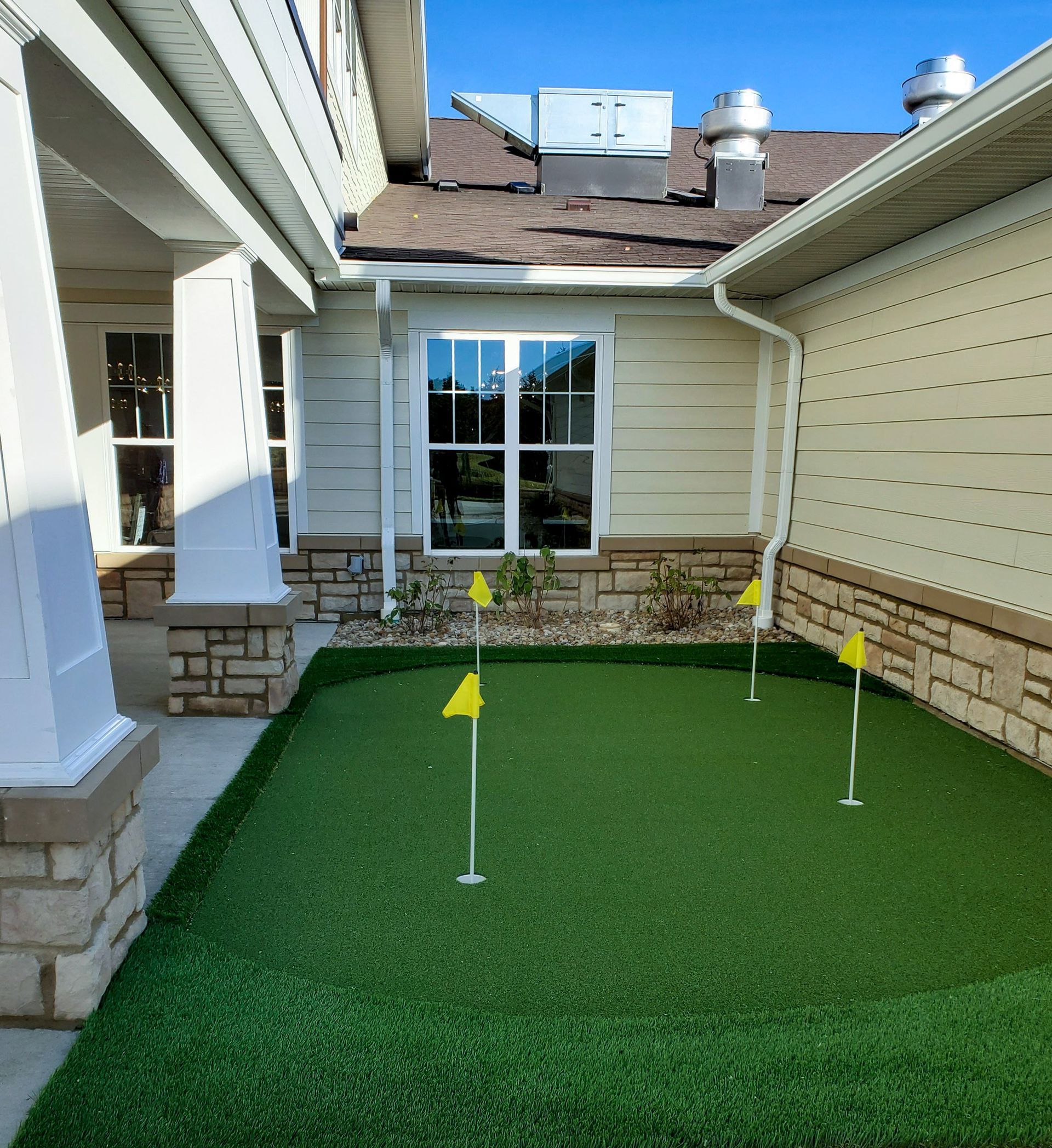 small front yard artificial turf
