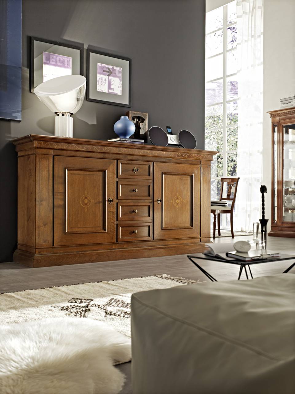 mobili classici in legno