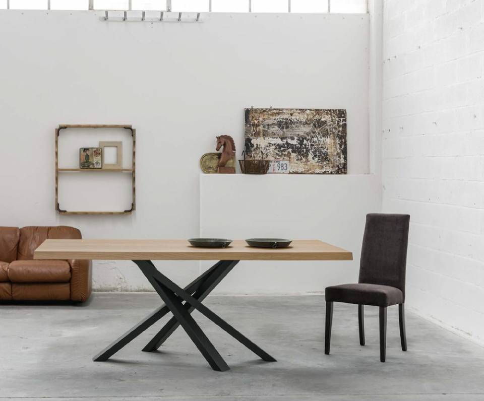 tavolo piede shanghai