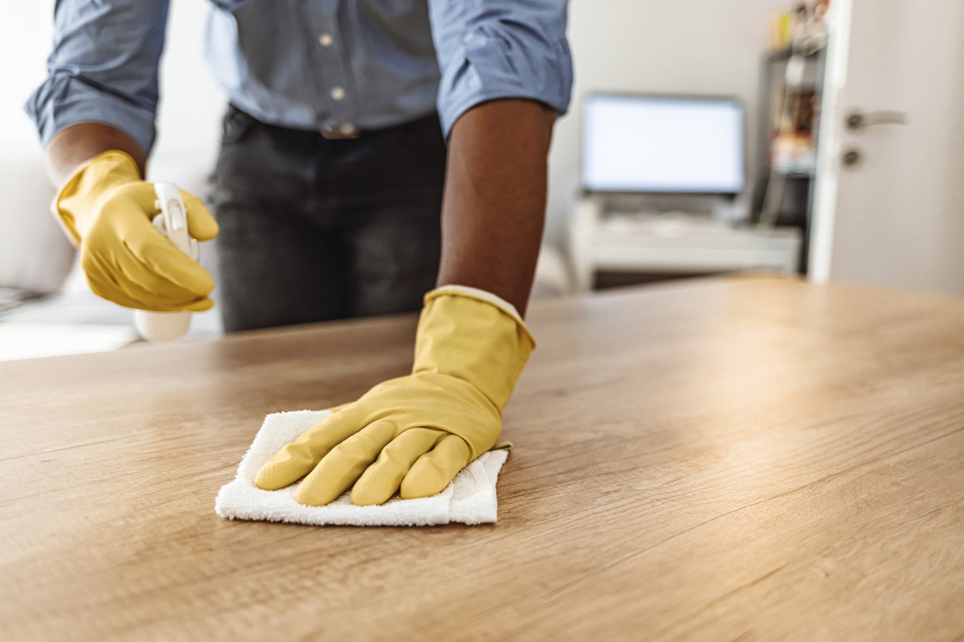 Removing Dust on Oven — DFW Airport, TX — Spotless Removing Dust on Oven — DFW Airport, TX — Spotless