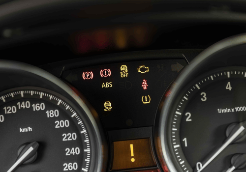 Holiday Lights in Chandler, AZ—and the Lights You Don’t Want to See on Your Dashboard
