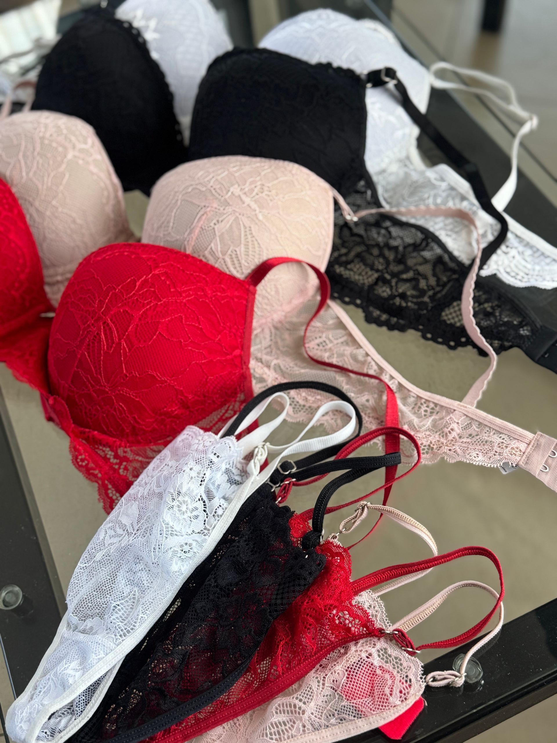 CONJUNTO FRIDA -  NEGRO