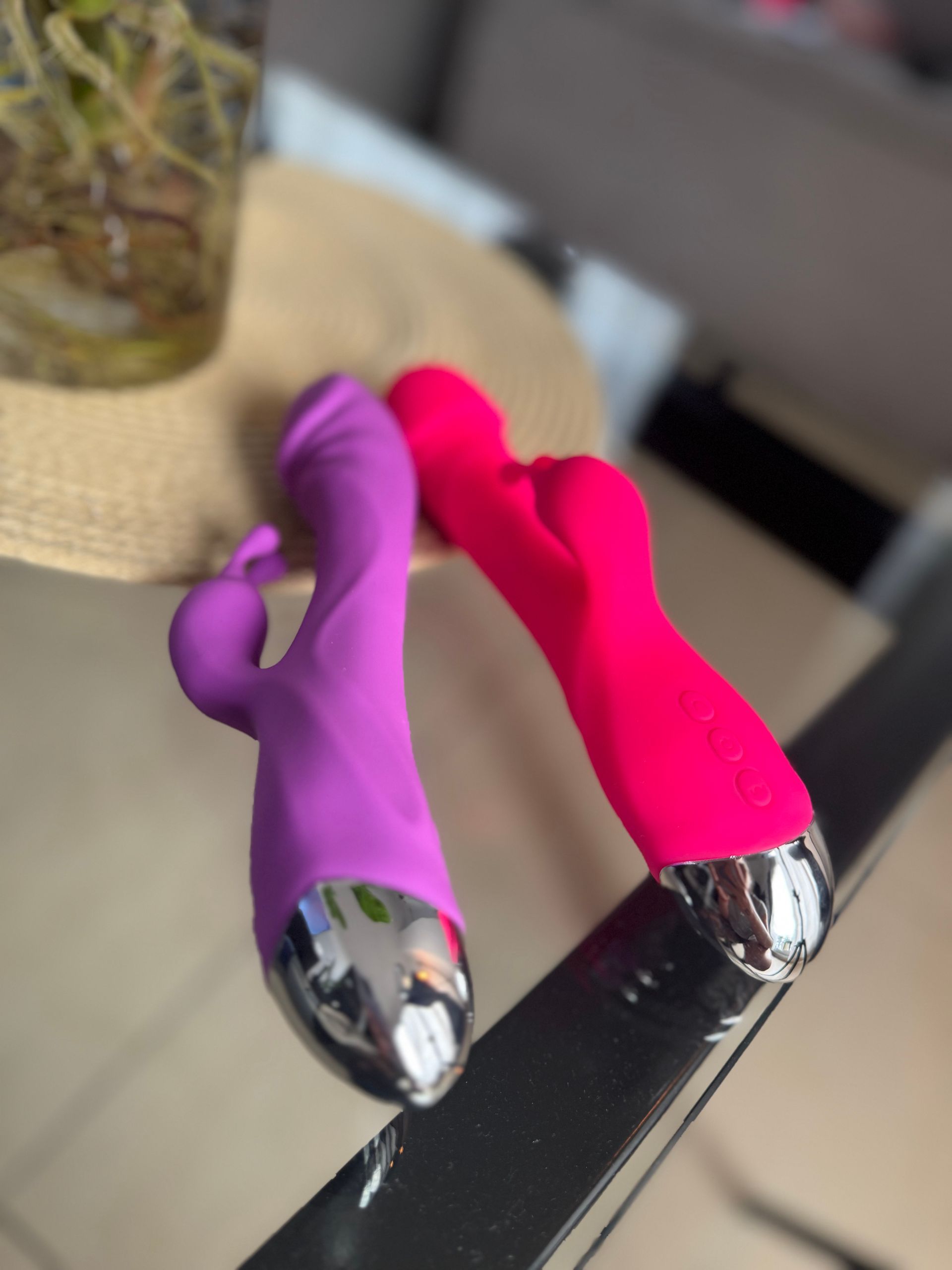 VIBRADOR CON ESTIMULACION PUNTO G Y CLITORIS - RABBIT