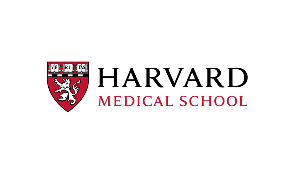 Logotipo da Harvard Medical School: escudo vermelho com brasão, "HARVARD MEDICAL SCHOOL" em texto preto e vermelho.