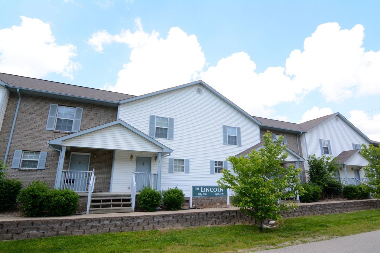 Exterior of Townhomes & Flats At MSU