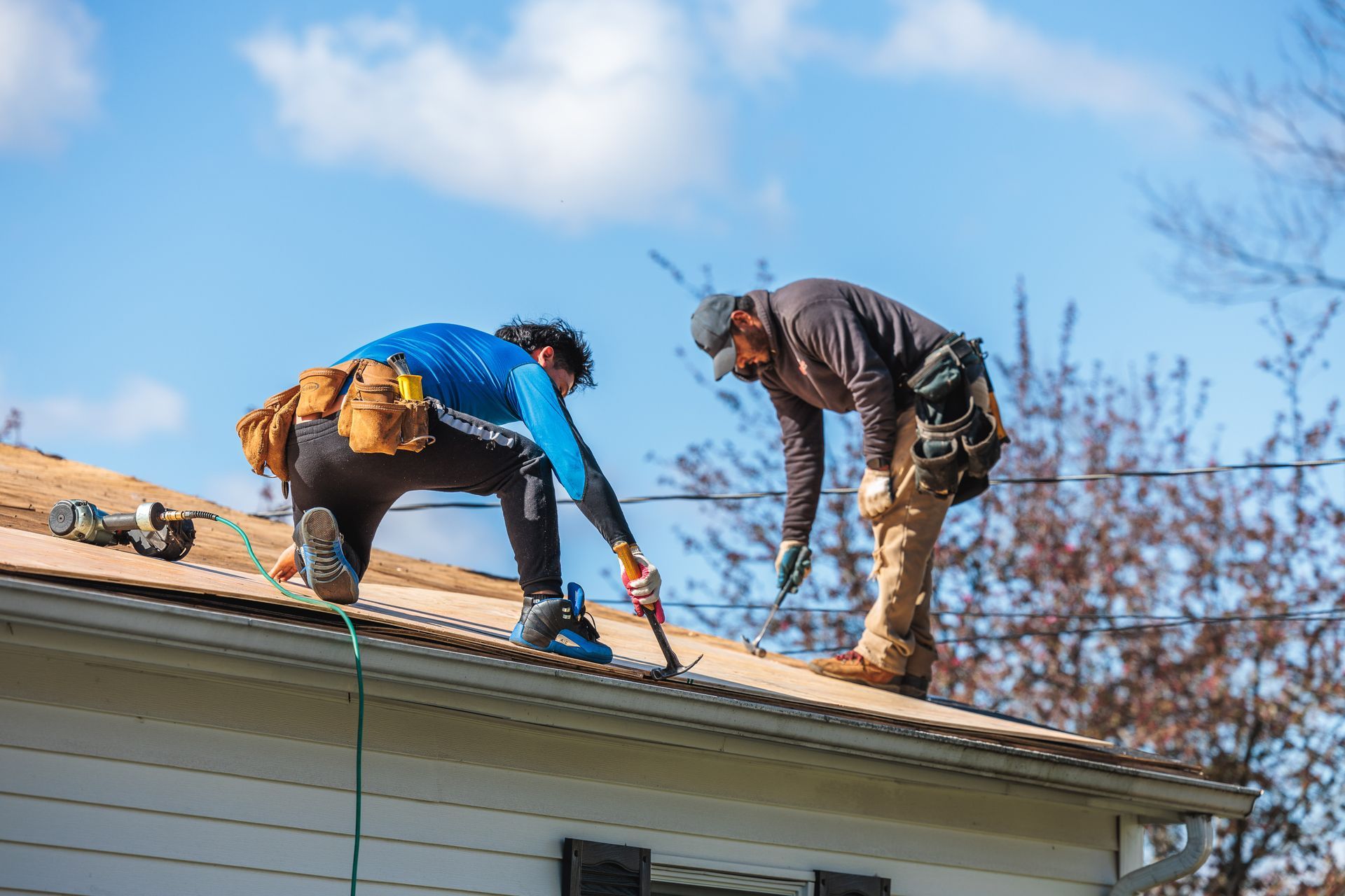 What temperature do roofers install down to?