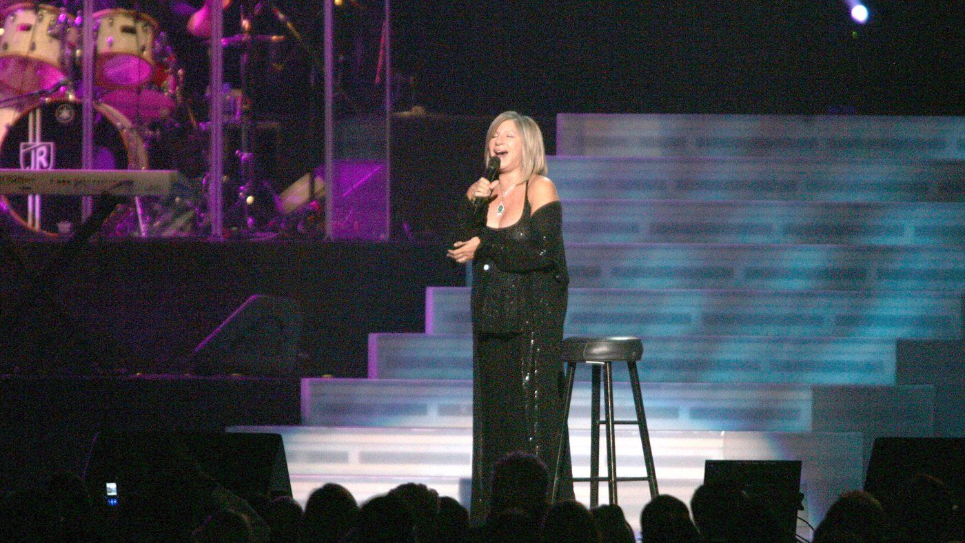 Streisand performs at Andre Agassi event, 2005.