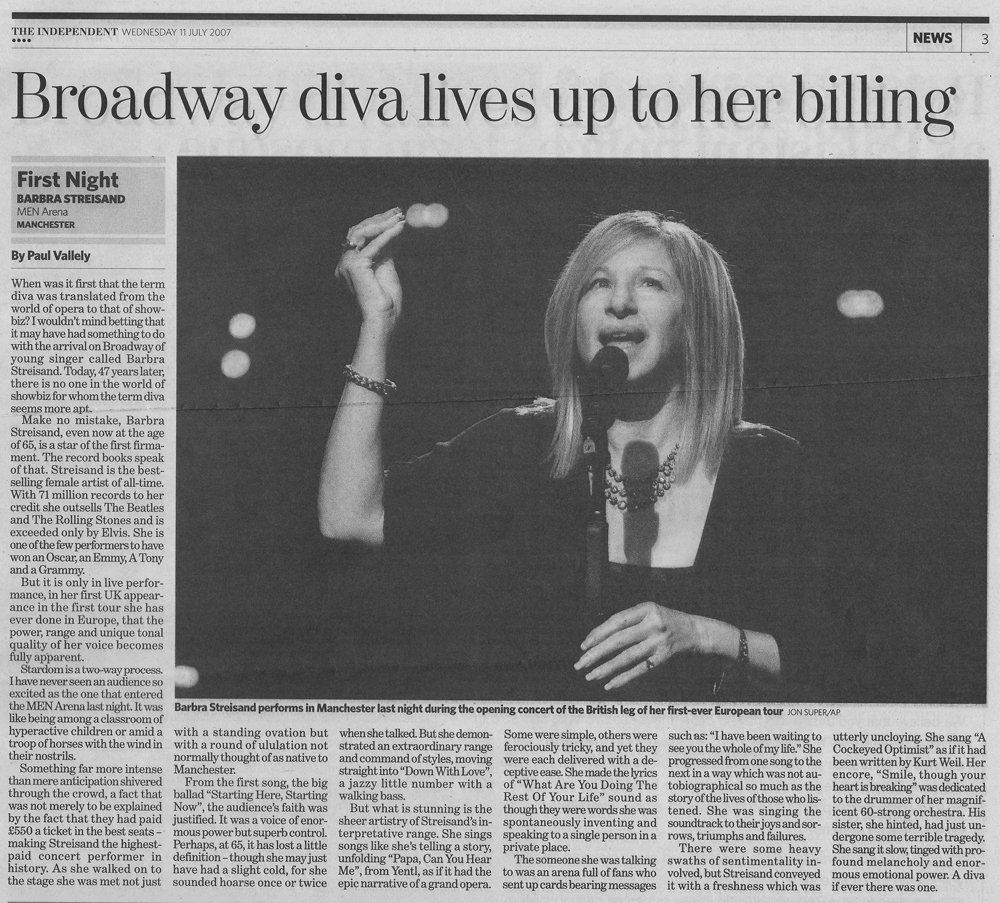 Manchester newspaper review of Streisand's concert, 2007.