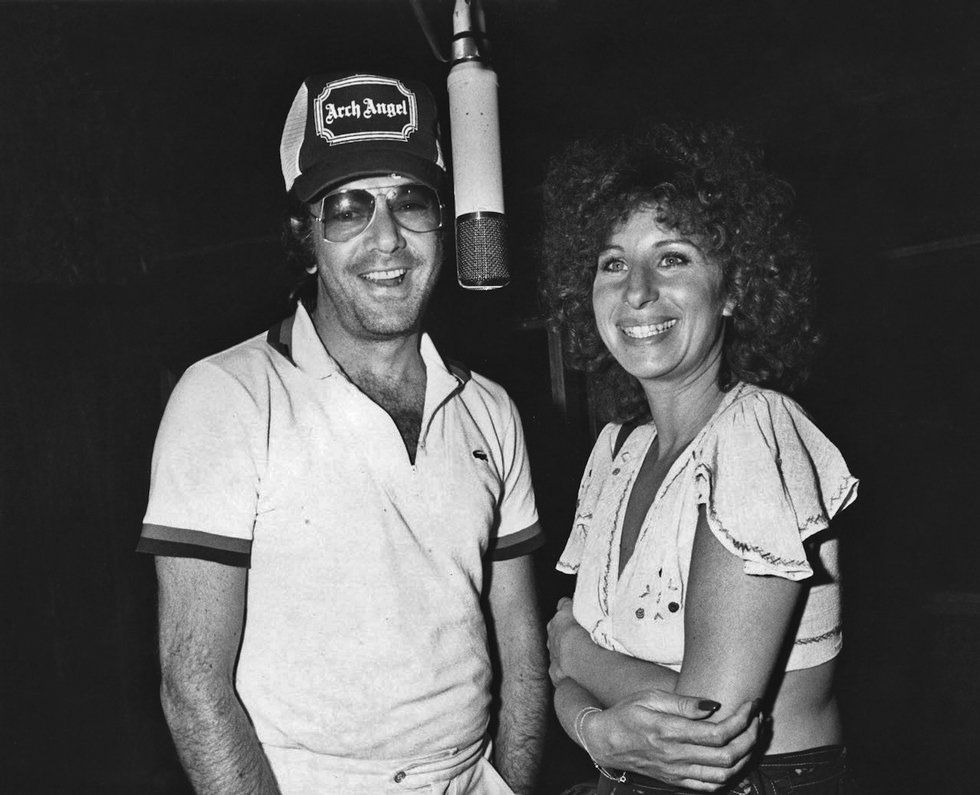 Neil Diamond and Barbra Streisand recording You Don't Bring Me Flowers