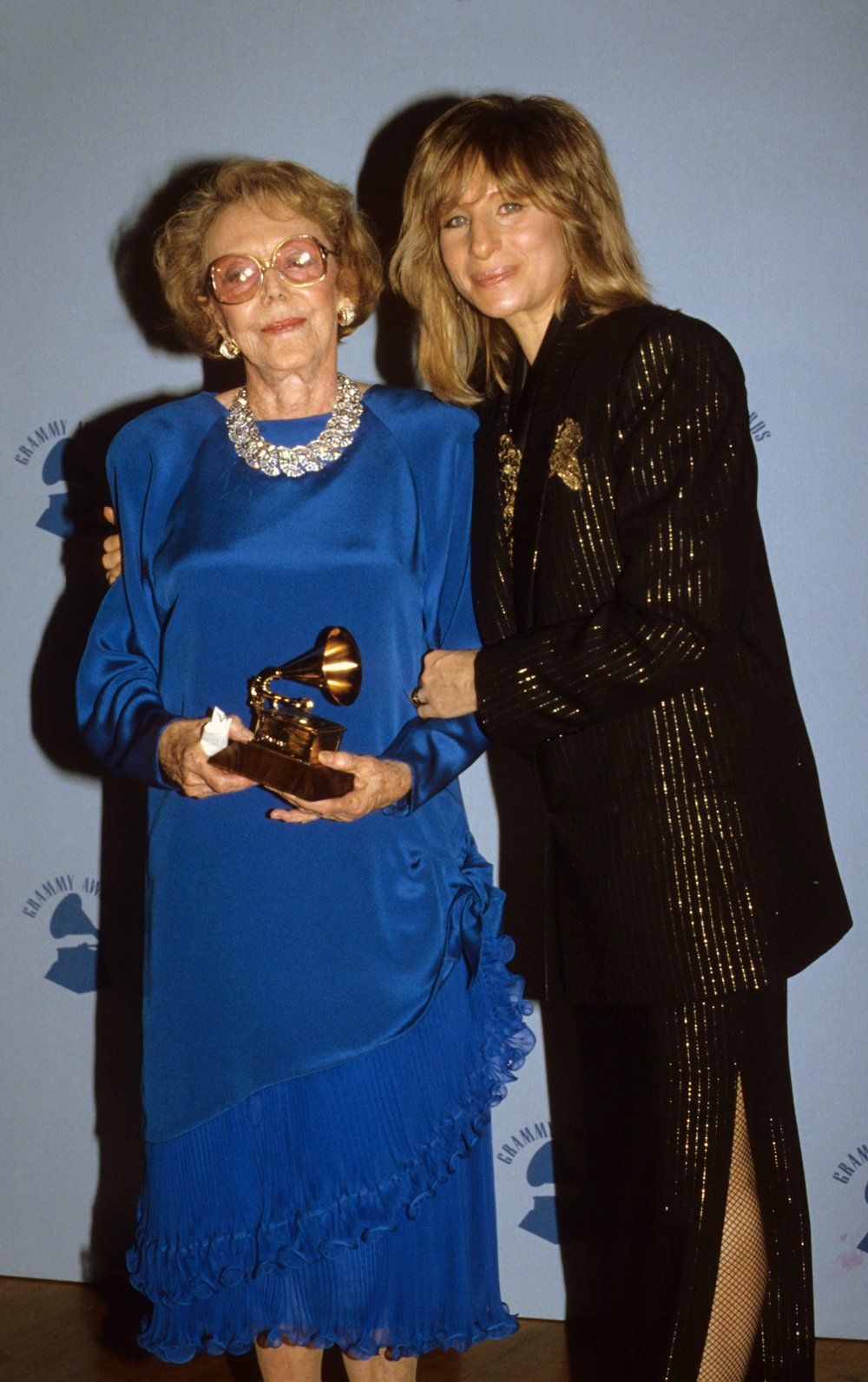 Leonore Gershwin and Barbra Streisand on the Grammy Awards, 1986.