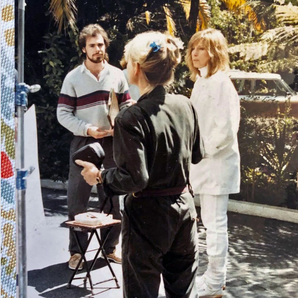 Behind the scenes, filming Barbra's lip-synch.