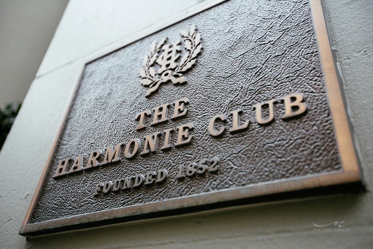 Photo of the plaque outside of the Harmonie Club.