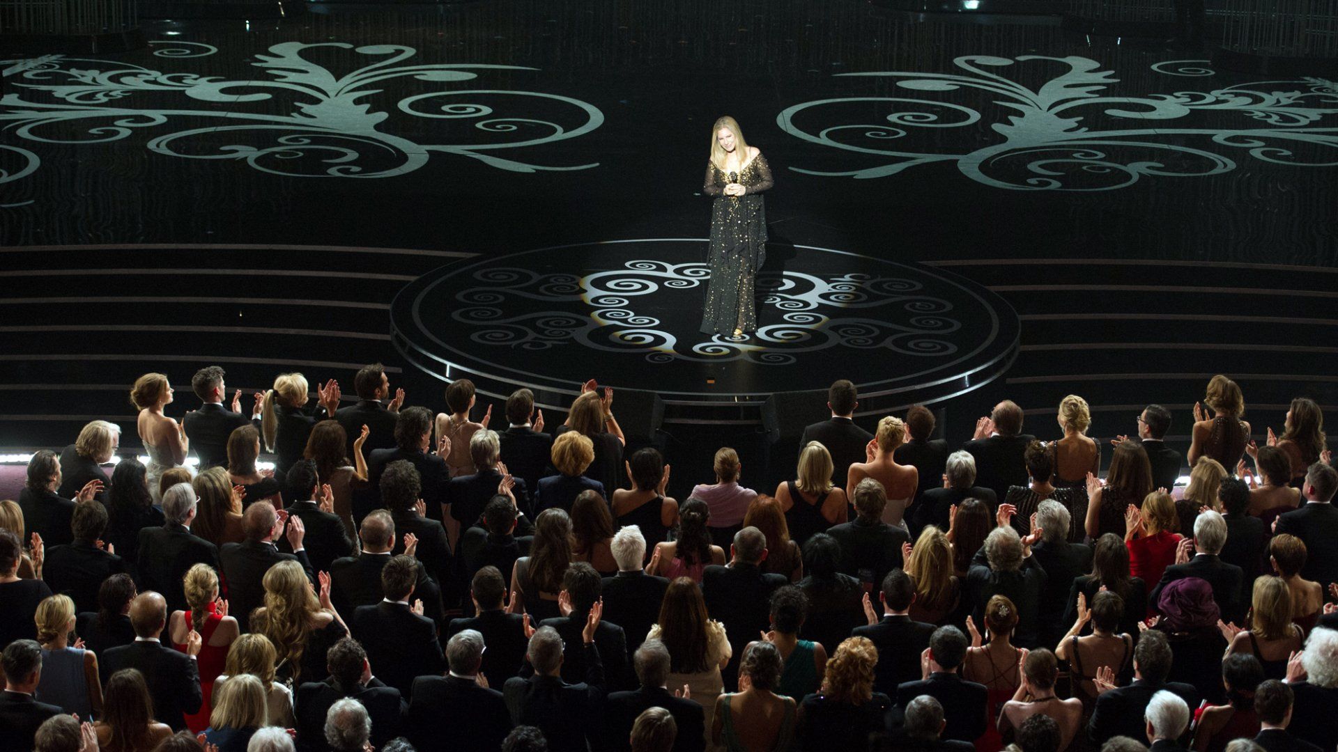 Although the show cut to commercial quickly after Barbra performed, she received a standing ovation from the audience for her tribute to Hamlisch.