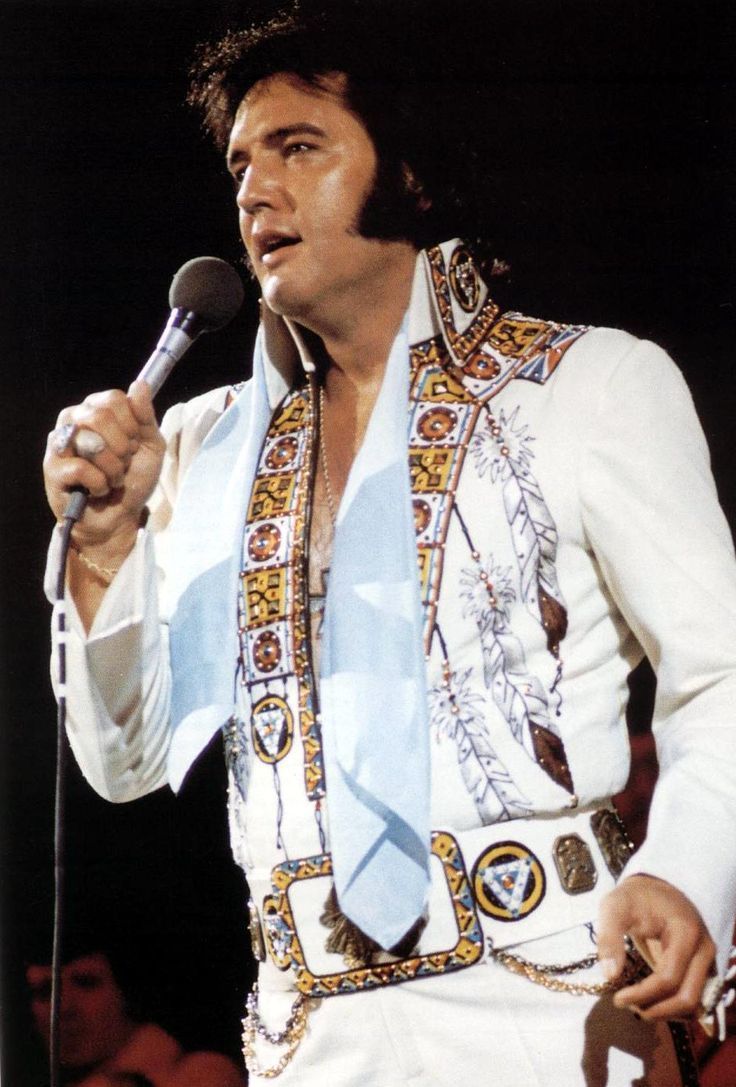 Photo of Elvis, 1975.