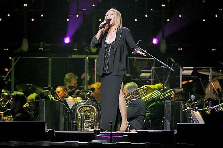 Photo of Streisand on stage in San Jose.