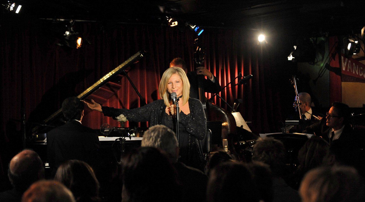 Streisand sings at the Village Vanguard in Greenwich Village, 2009.  Photo by: Kevin Mazur