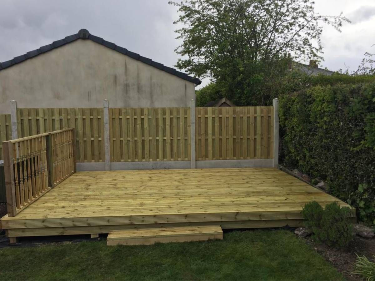 Decking Leeds Composite Decking Installers Paving Leeds