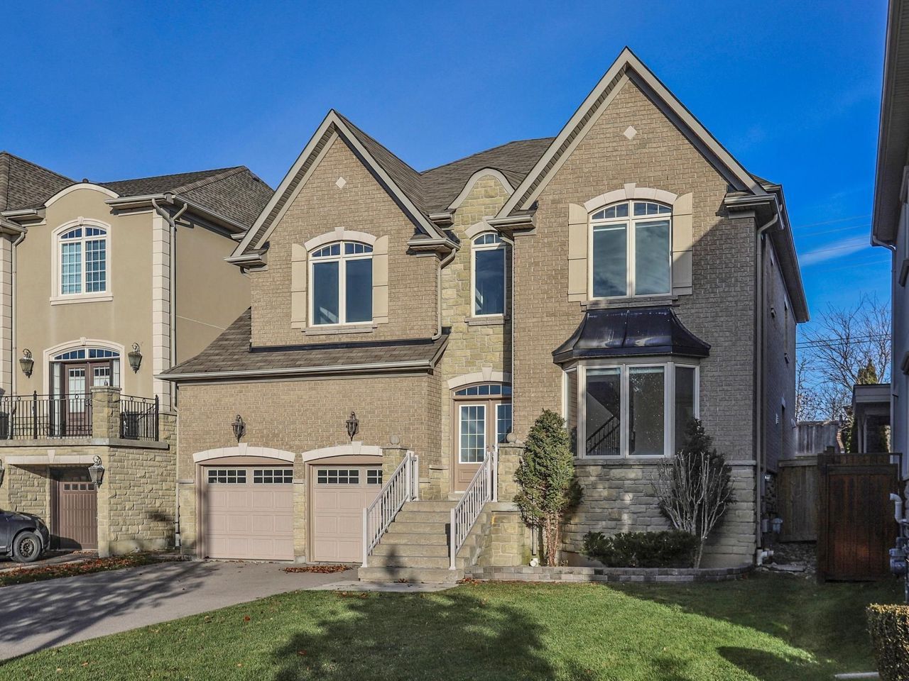 12 Sweet Valerie Court, Vaughan