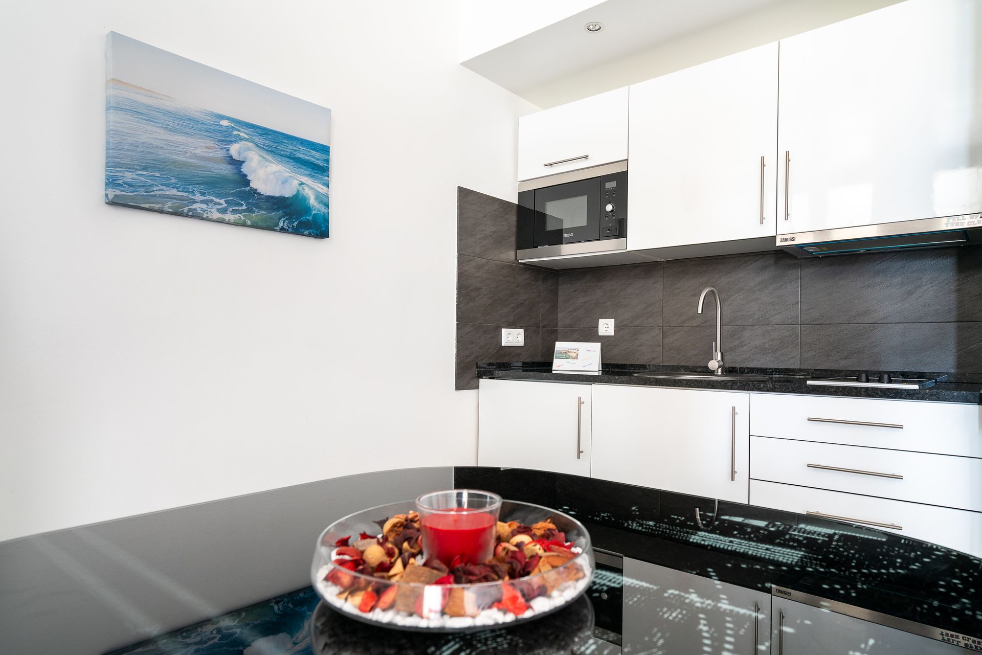 Welcome to SUITEON7TH, Vilamoura