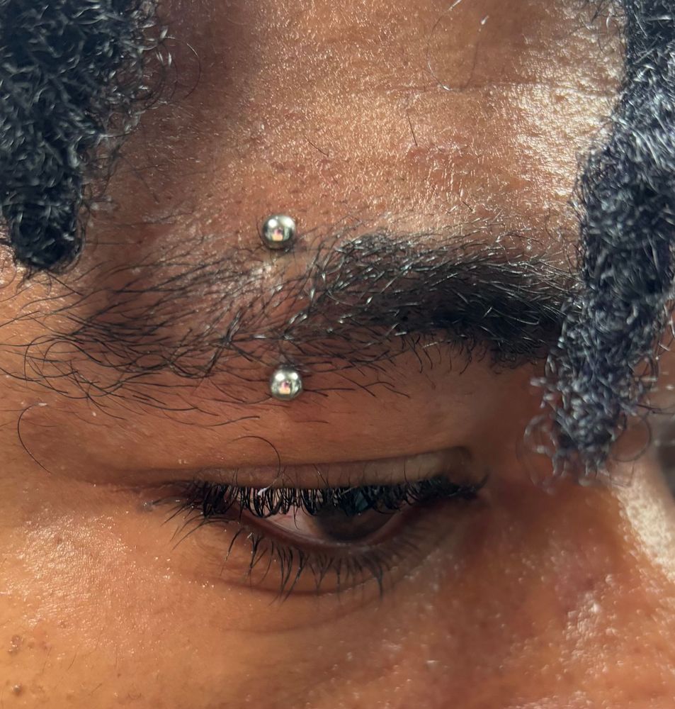 Lee piercing work