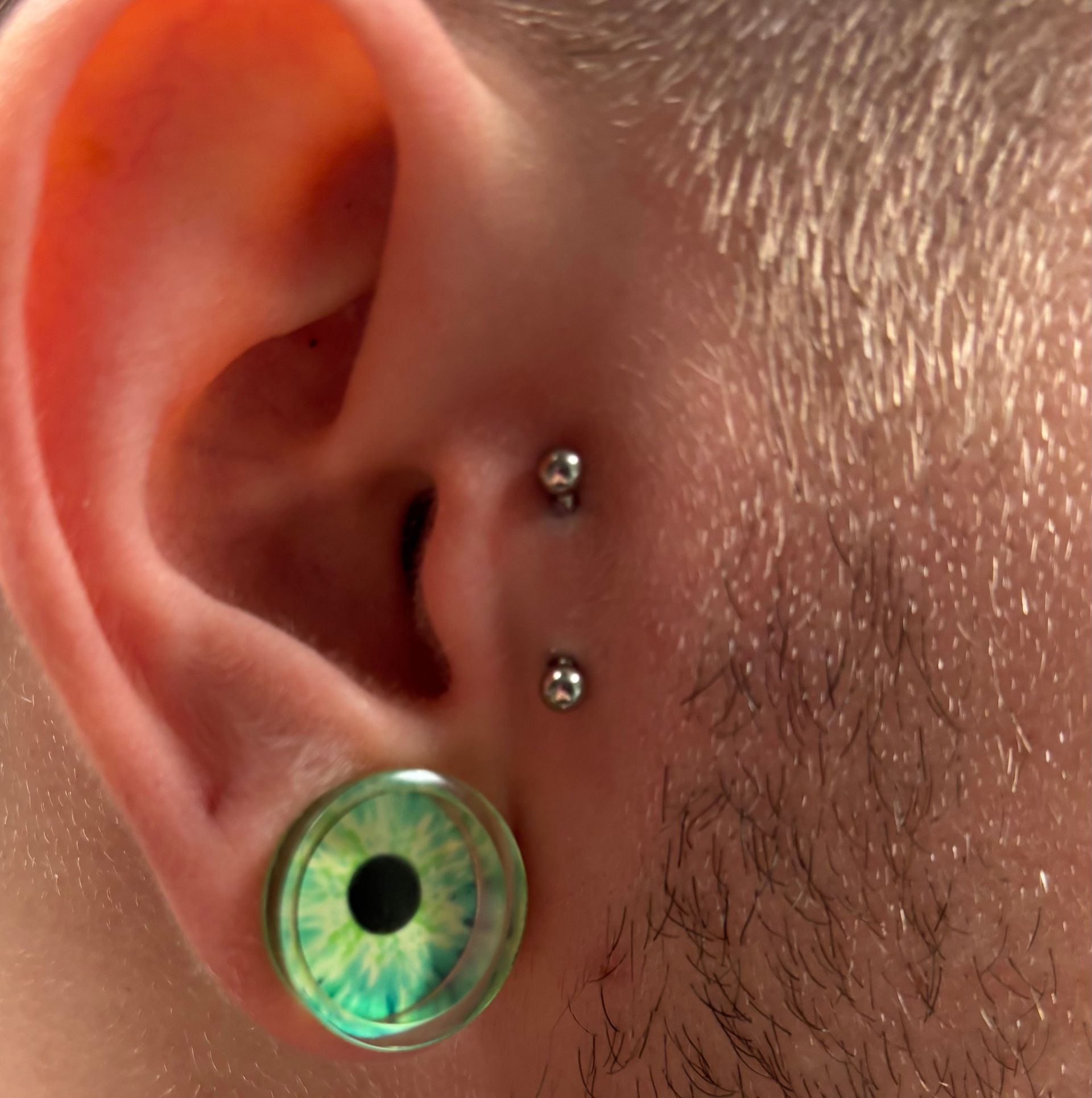 Lee piercing work