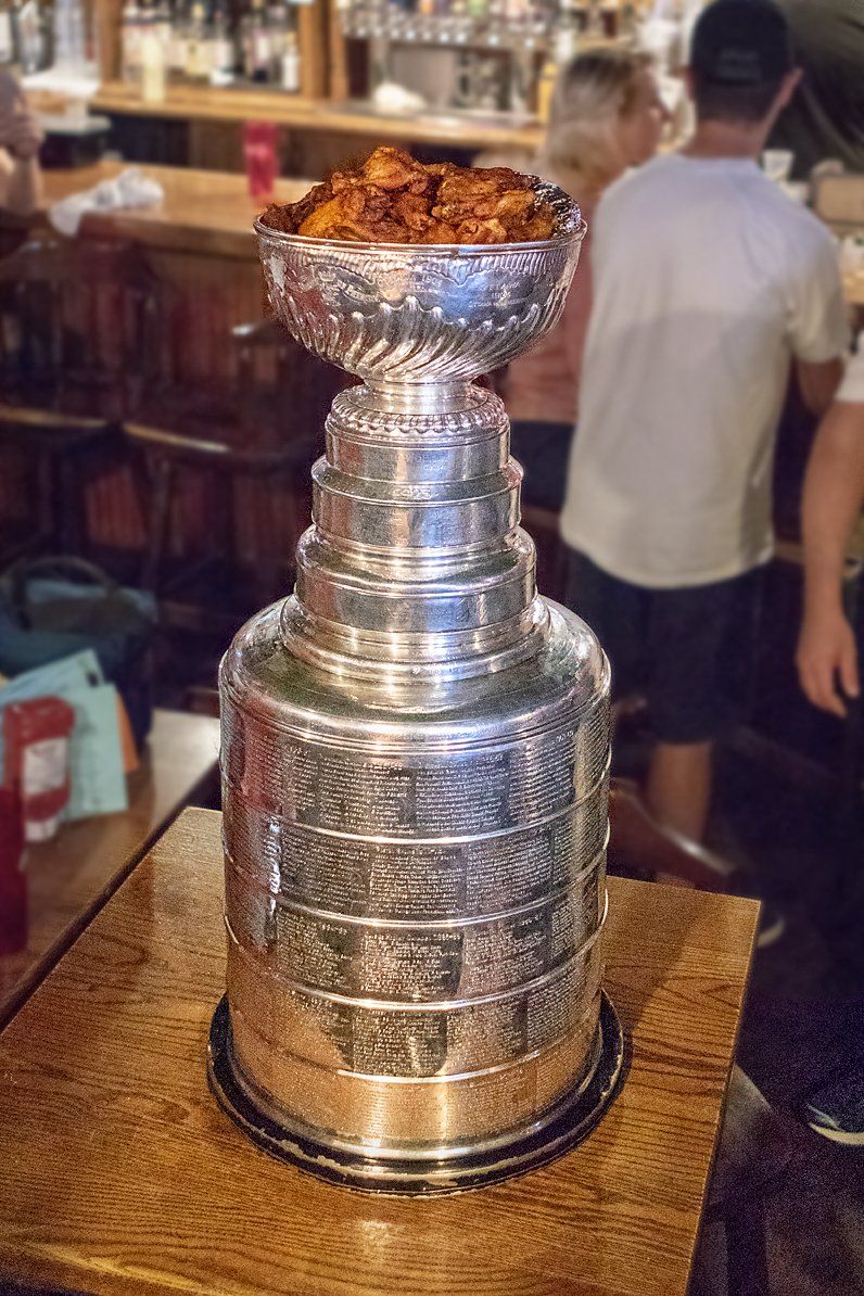 Mac & Joe's Restaurant & Sports Bar Oxford Ohio