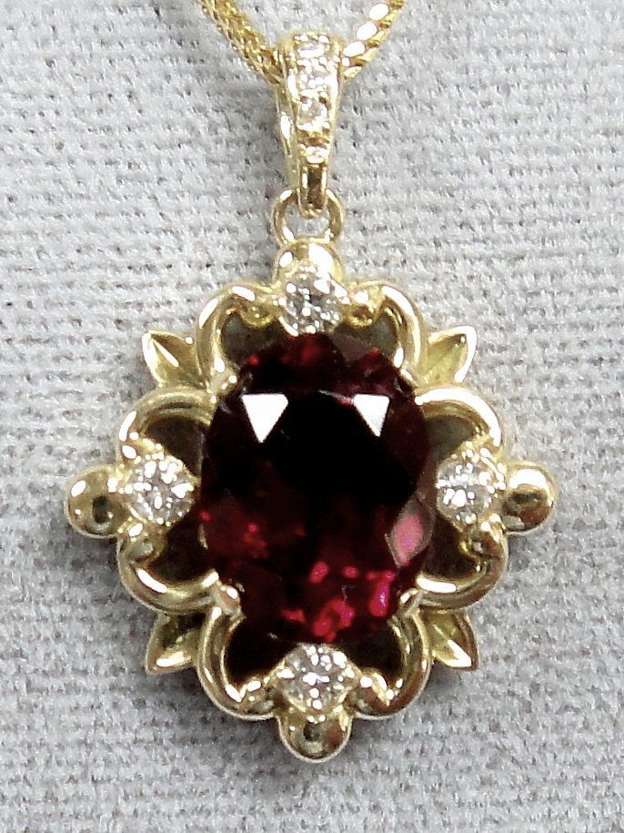 Red Diamonds With Four Silver Diamonds - Portland, OR - Goldmark Jewelers