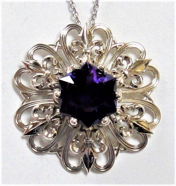 Fleur d' Lis - Portland, OR - Goldmark Jewelers
