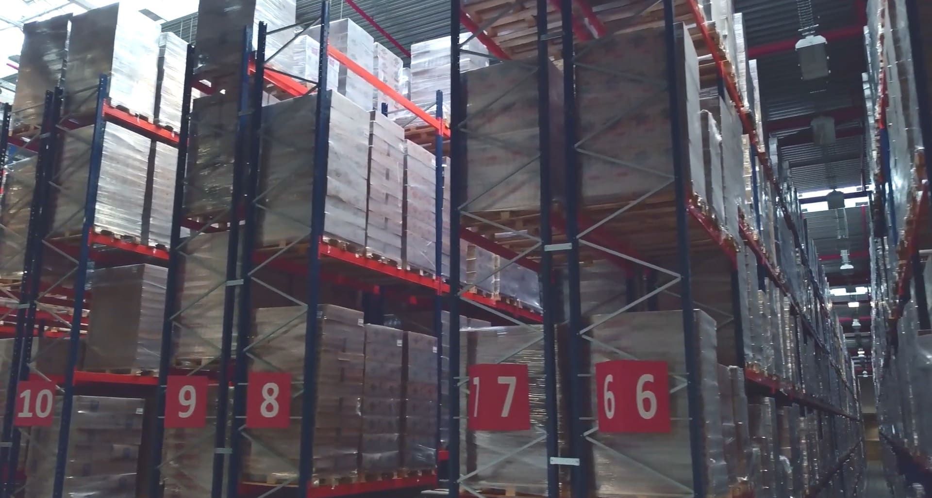 Comparison of warehouse slotting strategies