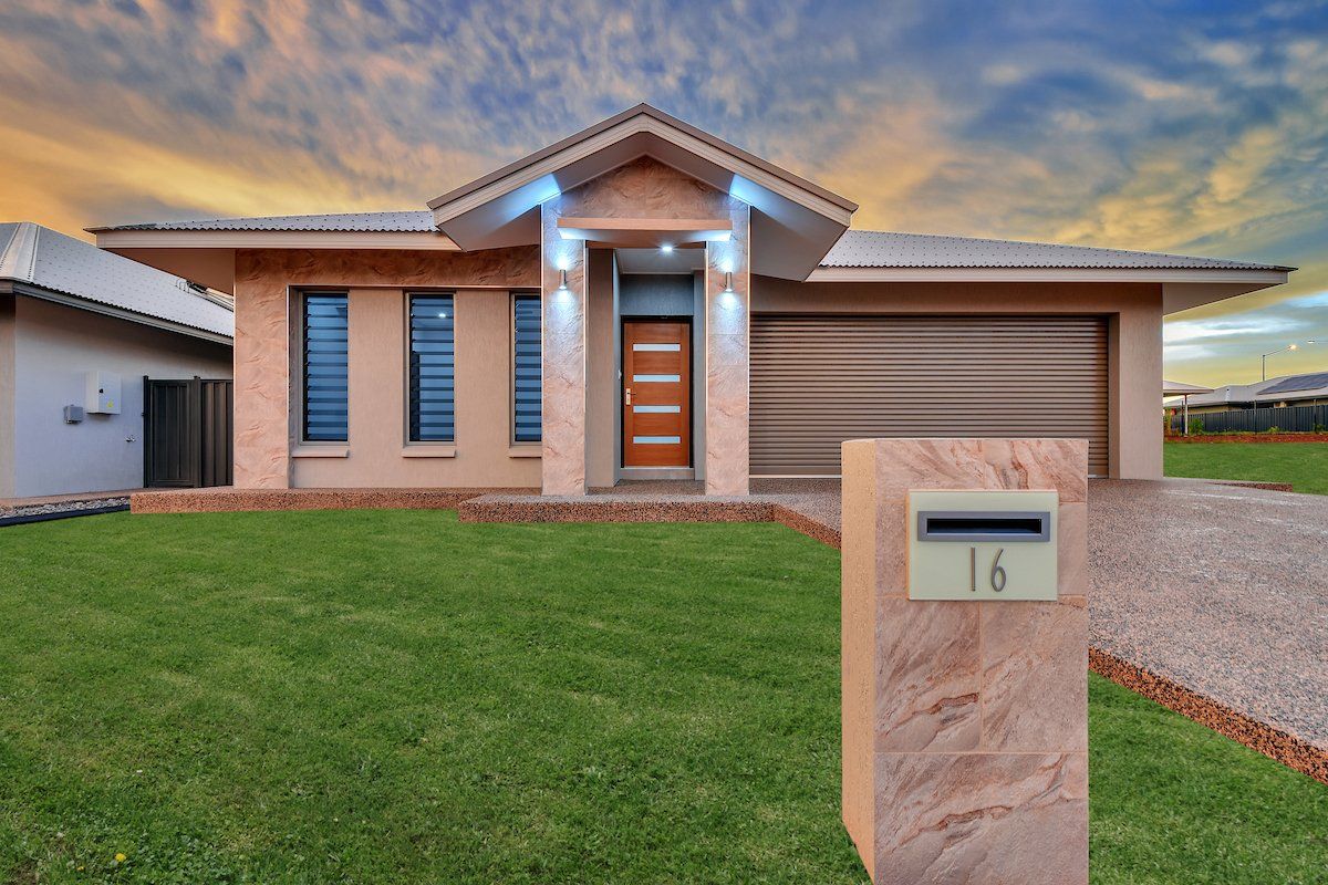 A house with a mailbox in front of it.