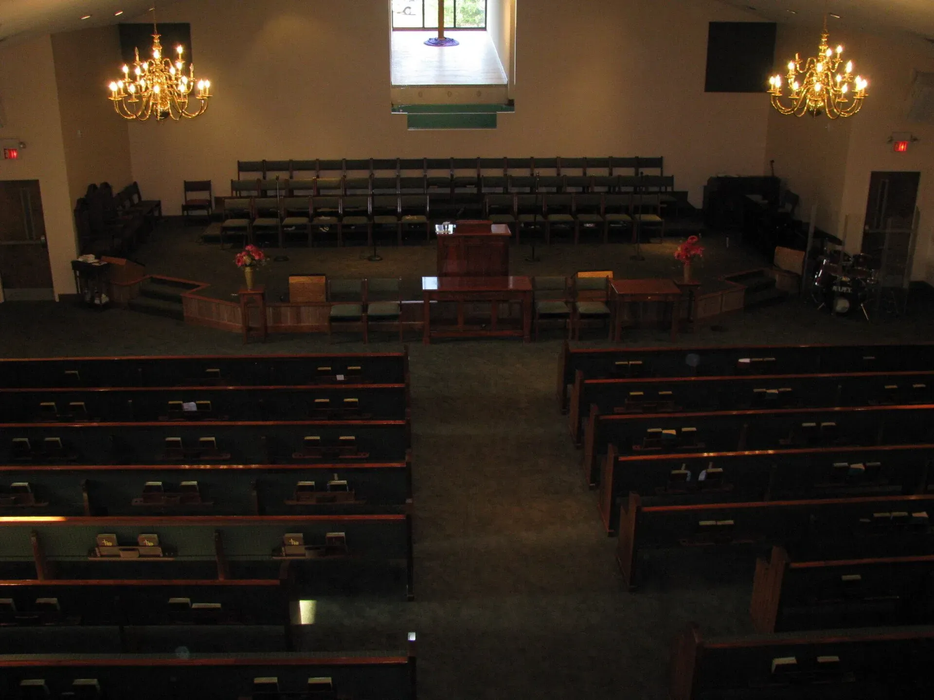 Church Interior Top View — Hopkinsville, KY — Workman Church And Commercial Seating