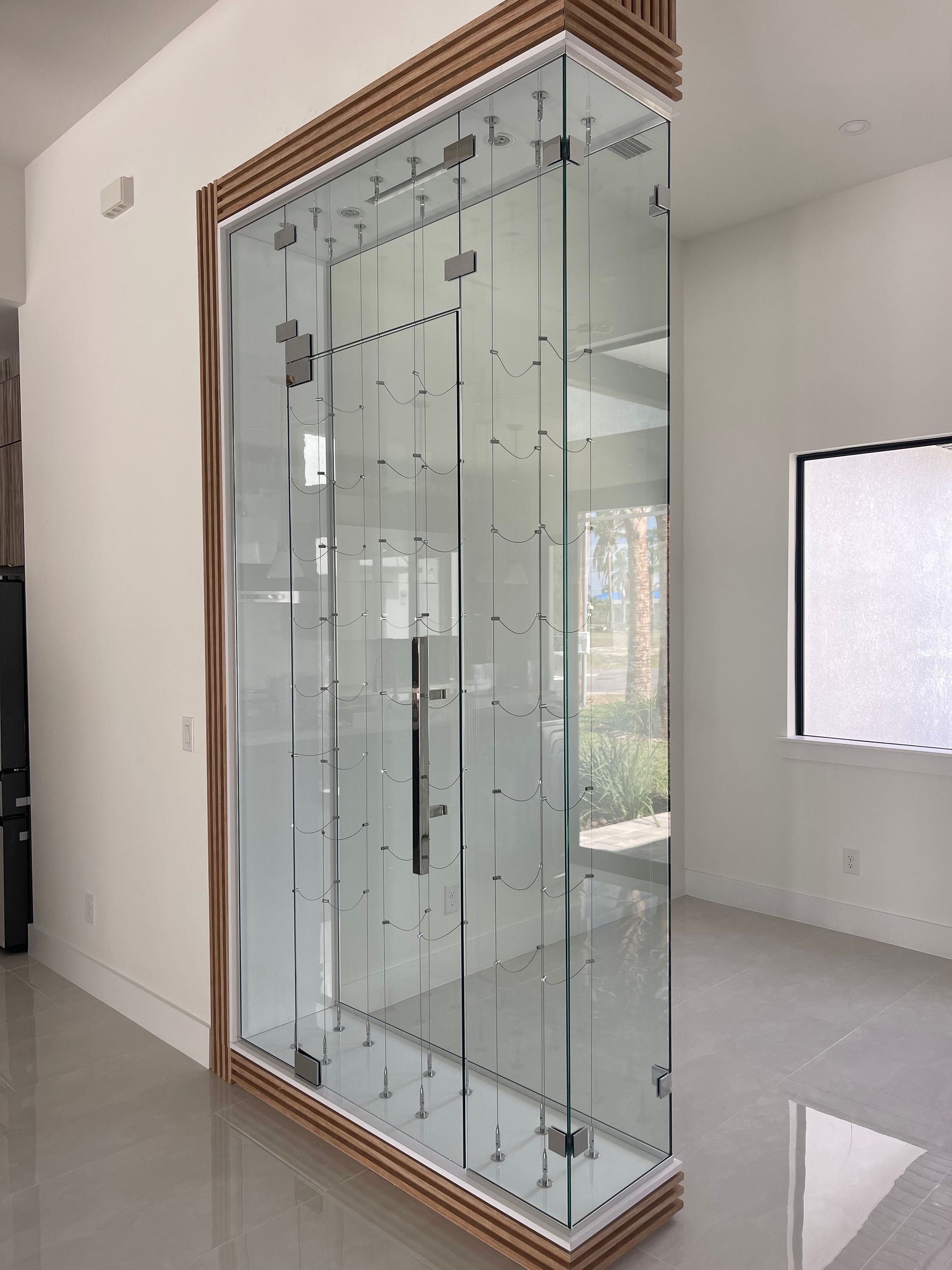 Aesthetic Shower Room — Cape Coral, FL — Family Glass and Mirror Inc.
