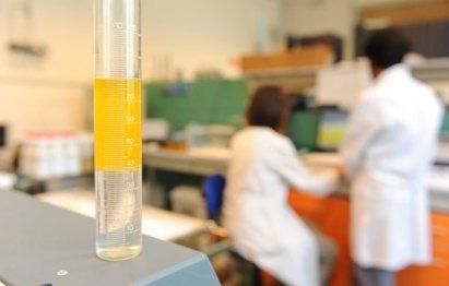 analisi olio lubrificante in una componente meccanica