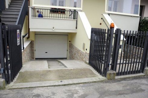 cancello automatizzato di un garage
