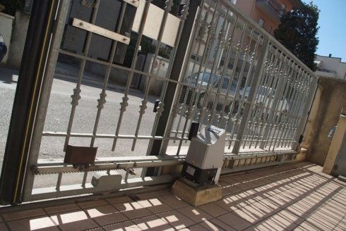 cancello scorrevole automatizzato