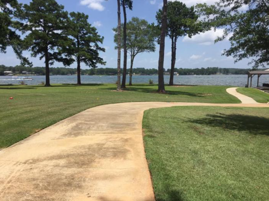edging along driveway