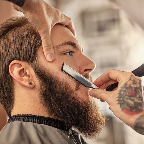 Shaving Bearded Man — Barbers in Darwin, NT