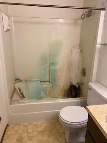 Bathroom Cleaning — Tumwater, WA — Clean Deeds