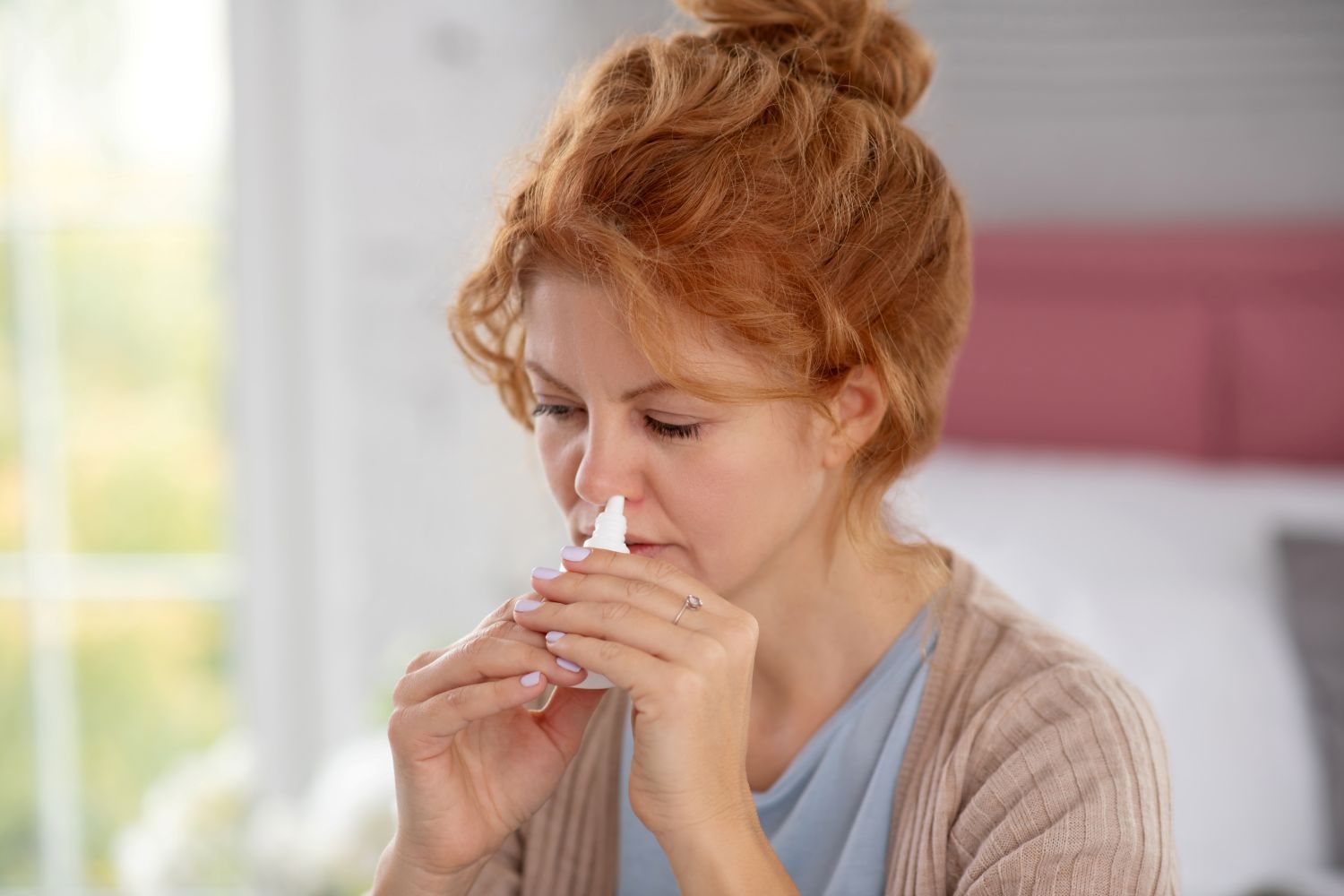 woman-suffering-from-stuffy-nose