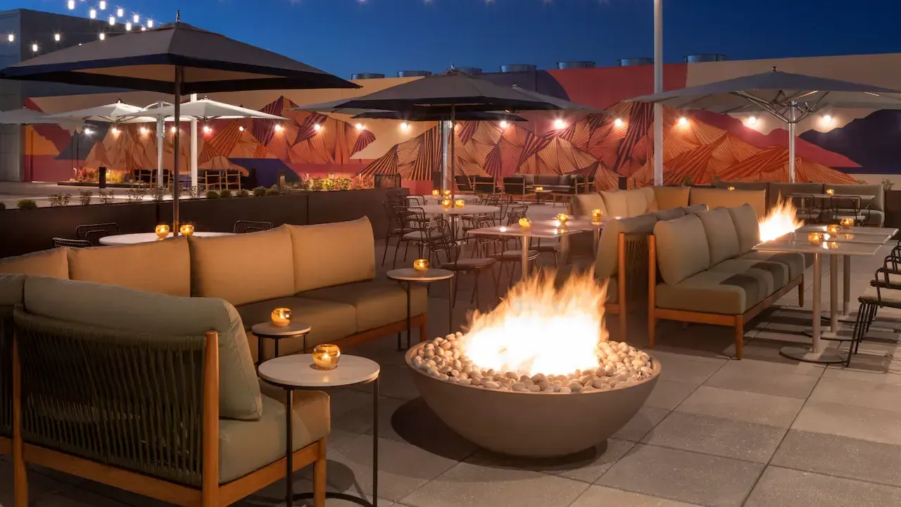 Hyatt Regency Salt Lake City outdoor firepit